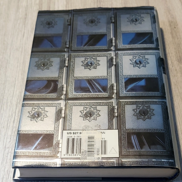 The Brethren by John Grisham - Picture 6 of 9